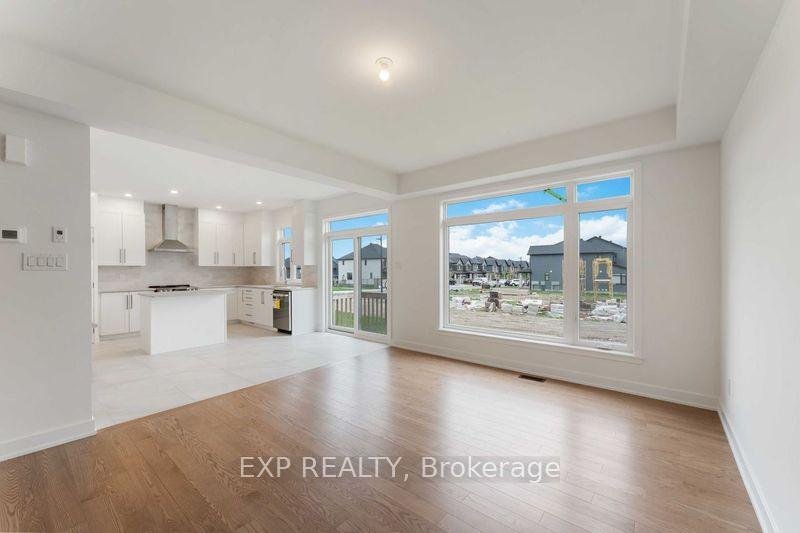 Photo 10 of 775 Ovation Grove, Ottawa, Leitrim — HOMEH