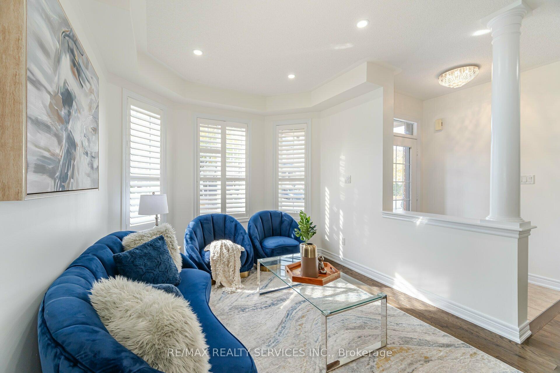 Photo 11 of 9 Silvershadow Terrace, Brampton, Sandringham-Wellington — HOMEH