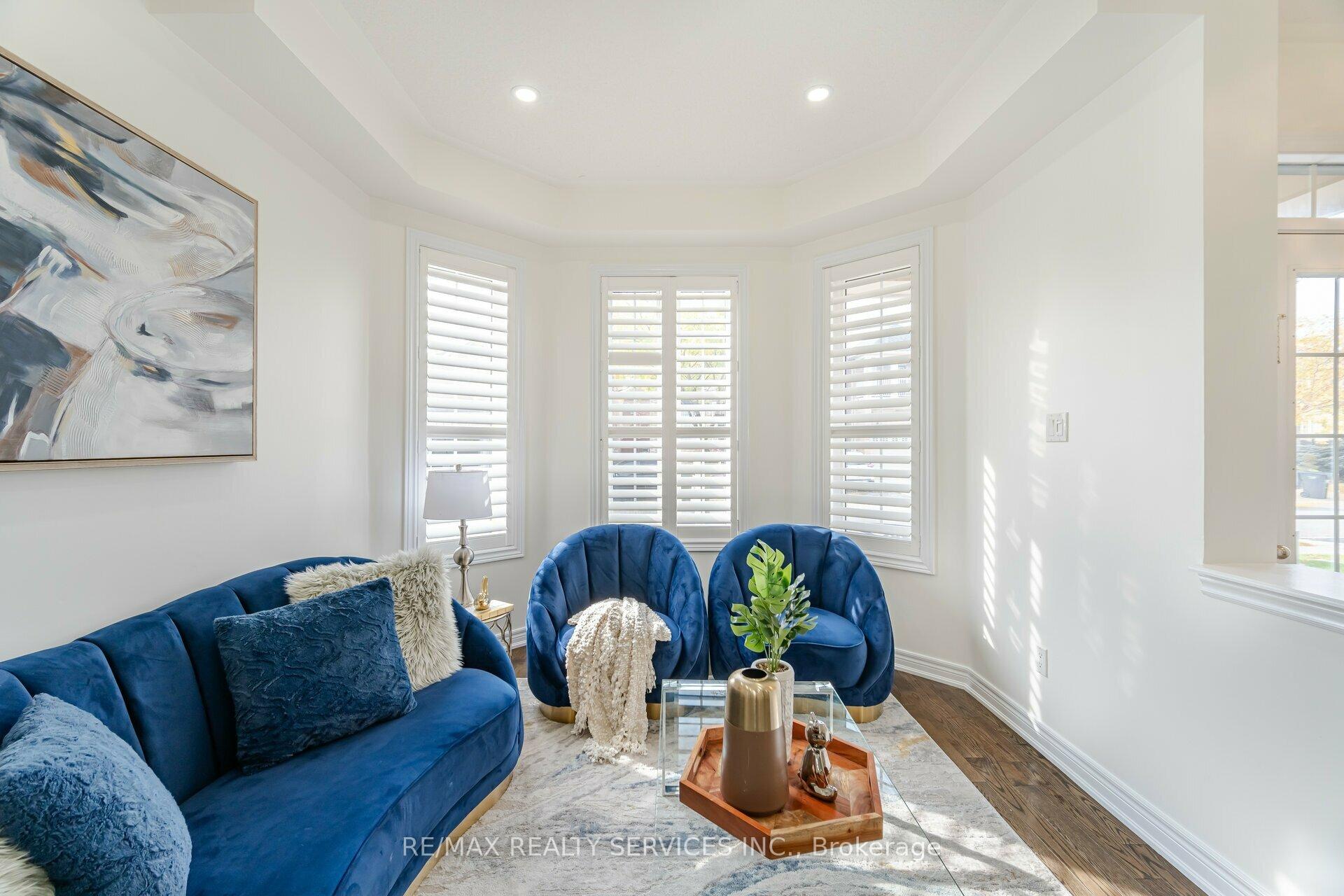 Photo 4 of 9 Silvershadow Terrace, Brampton, Sandringham-Wellington — HOMEH