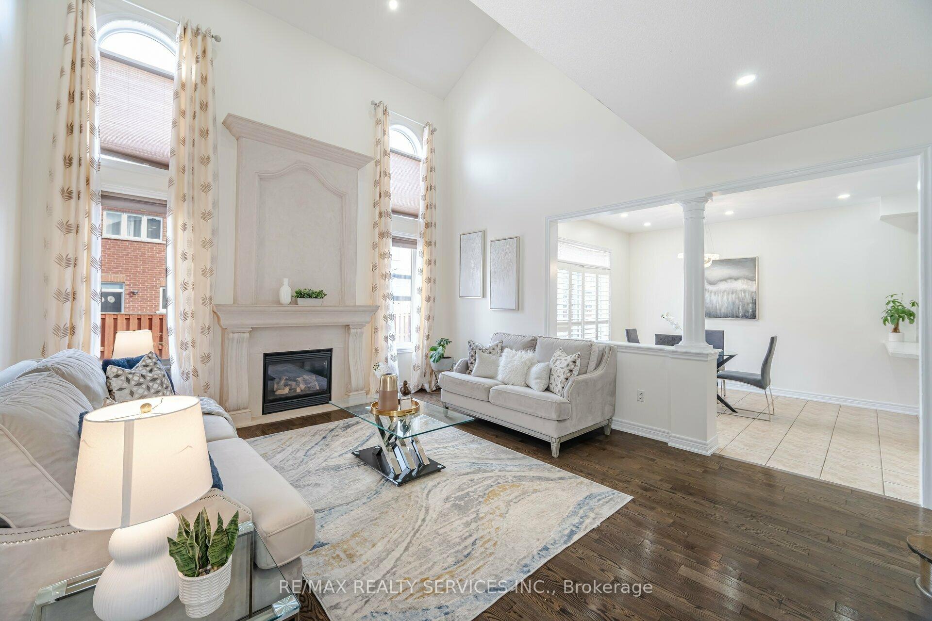 Photo 18 of 9 Silvershadow Terrace, Brampton, Sandringham-Wellington — HOMEH