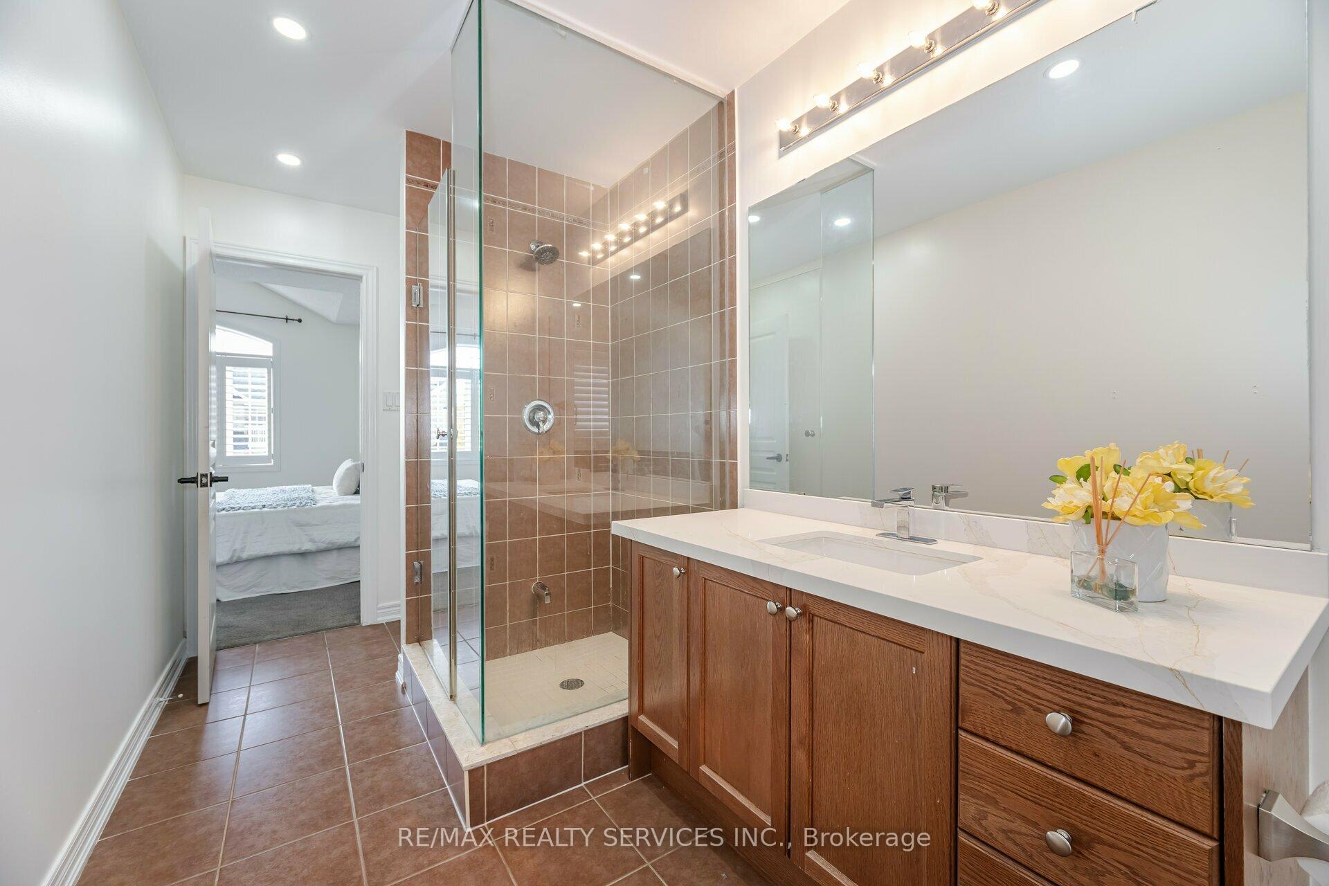 Photo 9 of 9 Silvershadow Terrace, Brampton, Sandringham-Wellington — HOMEH