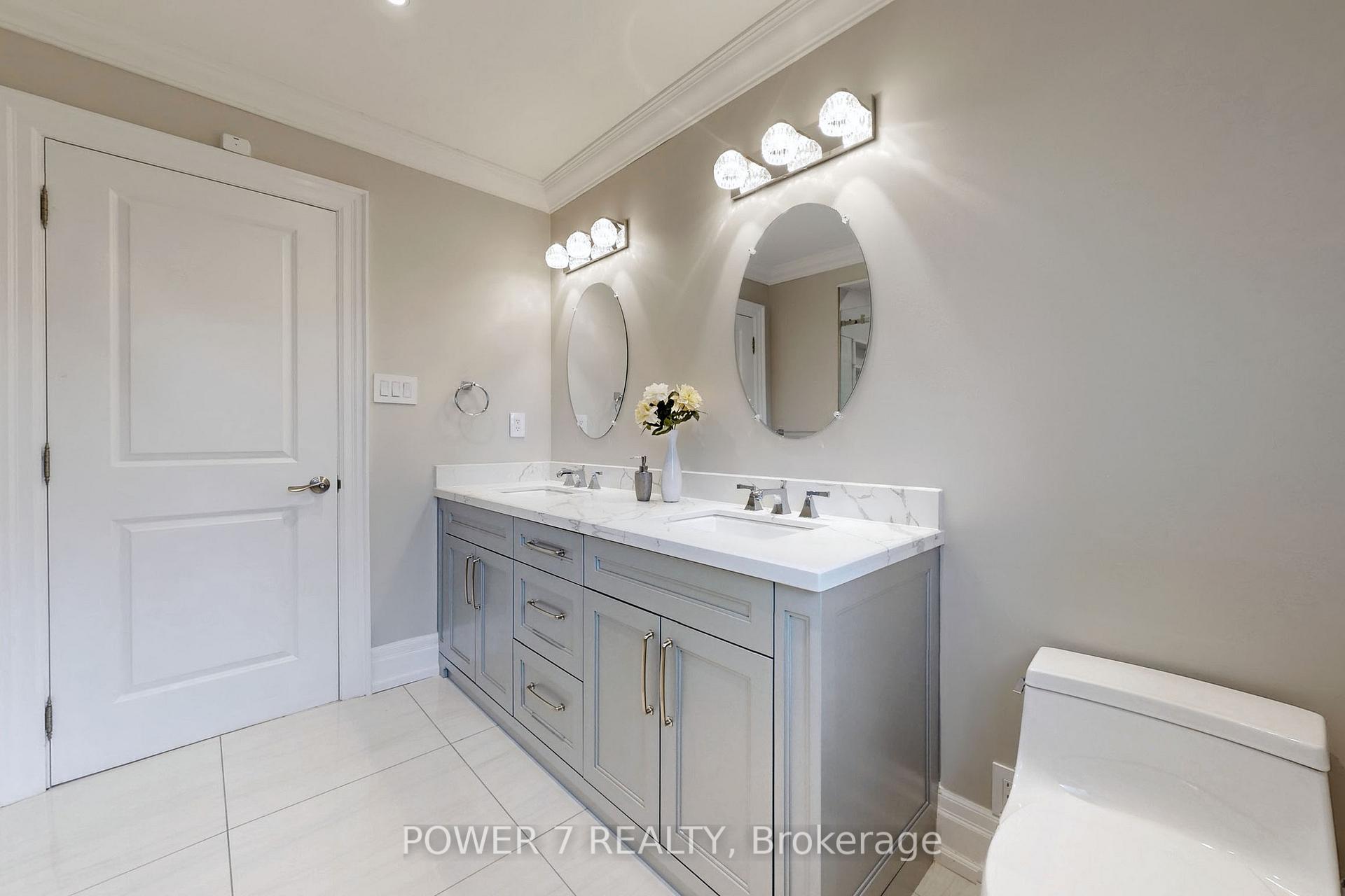 Photo 22 of 100 Forester Crescent, Markham, Cachet — HOMEH
