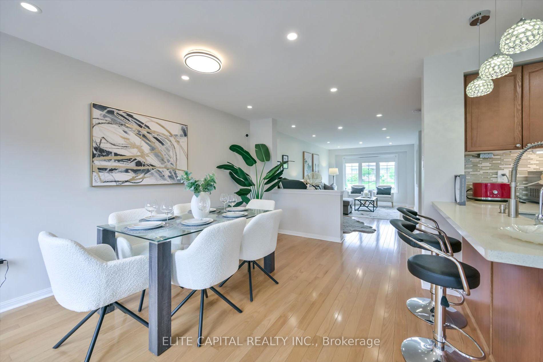 Photo 5 of 52 Gas Lamp Lane, Markham, Cornell — HOMEH