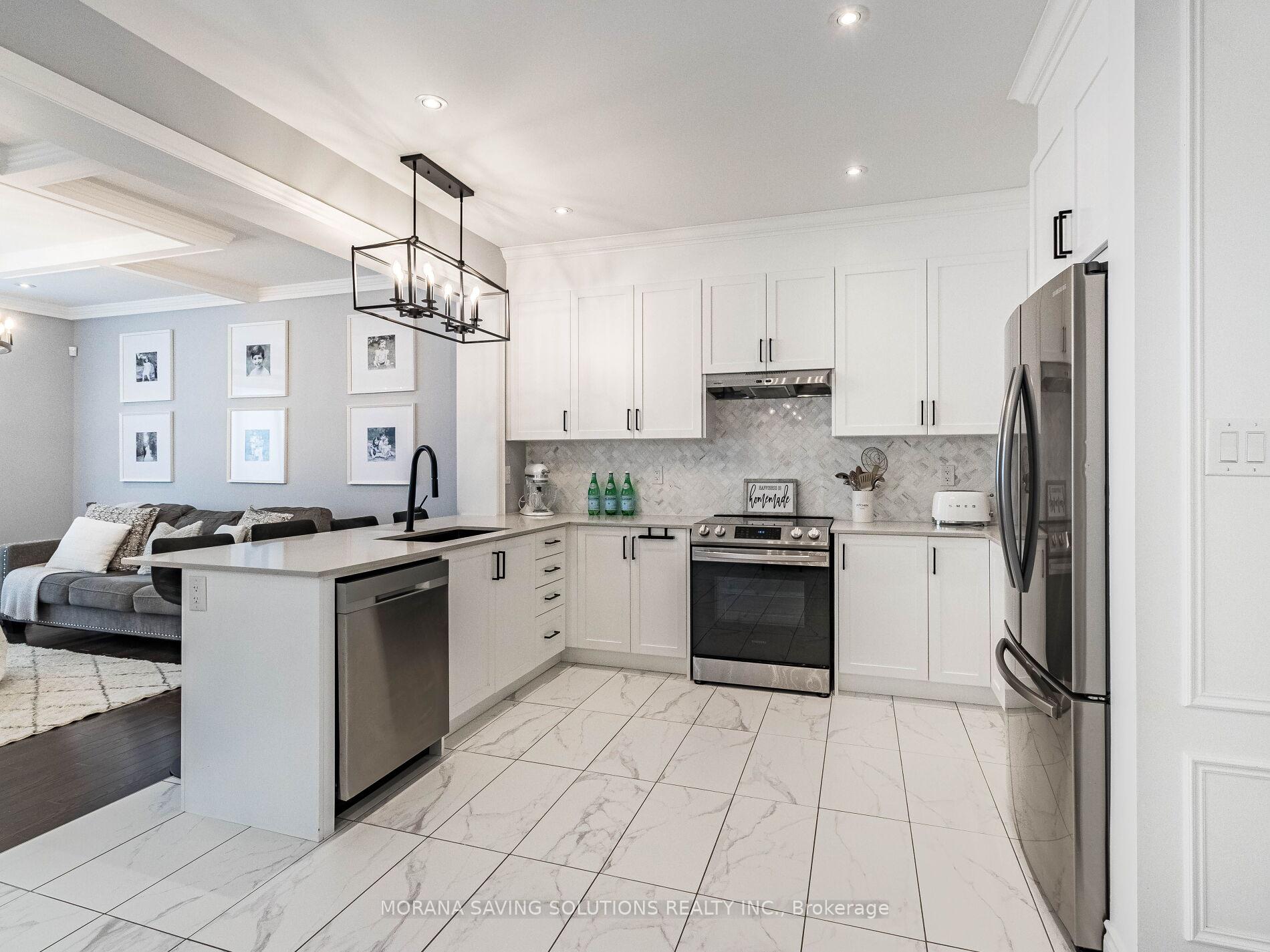 Photo 5 of 154 Alistair Crescent, Vaughan, Kleinburg — HOMEH