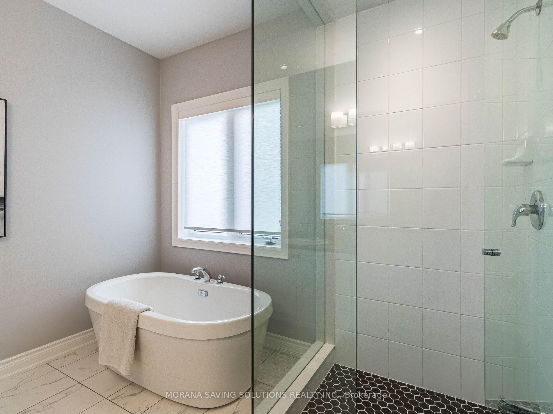 Photo 35 of 154 Alistair Crescent, Vaughan, Kleinburg — HOMEH
