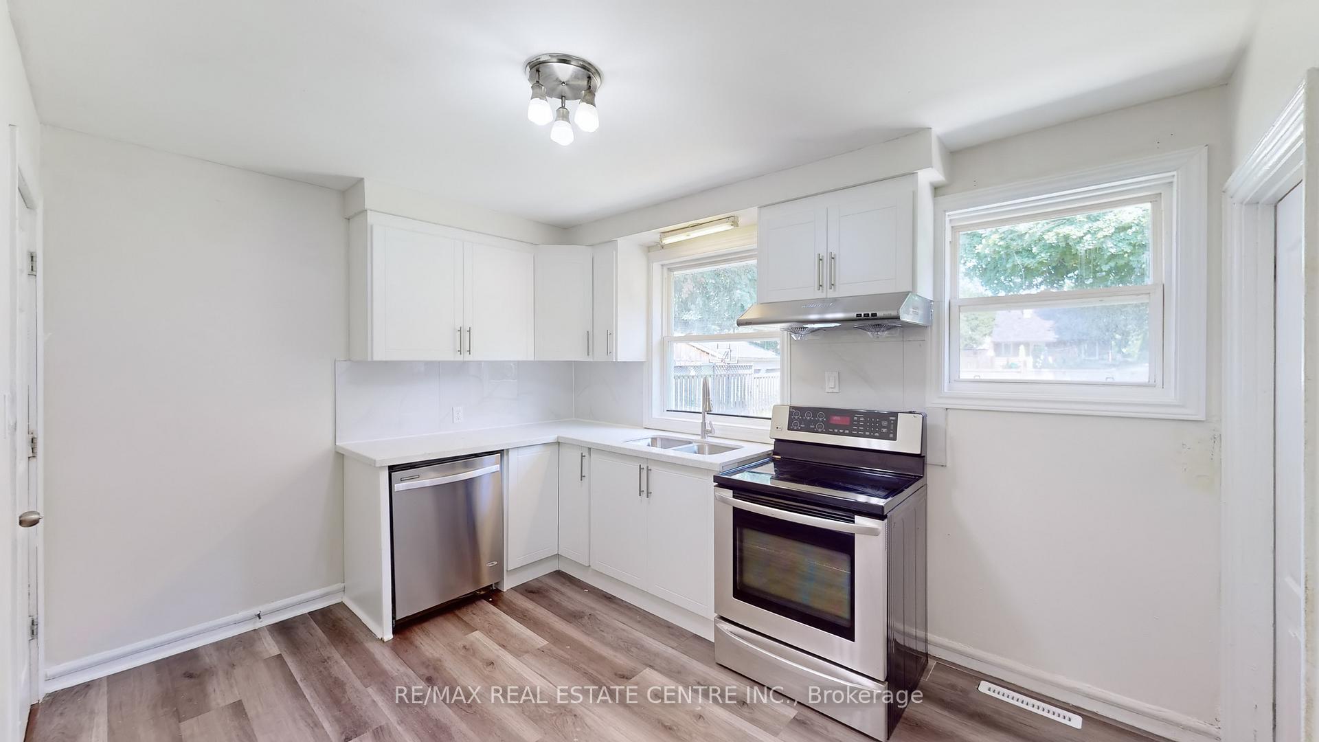 Photo 6 of 94 Glenview Avenue, Cambridge — HOMEH