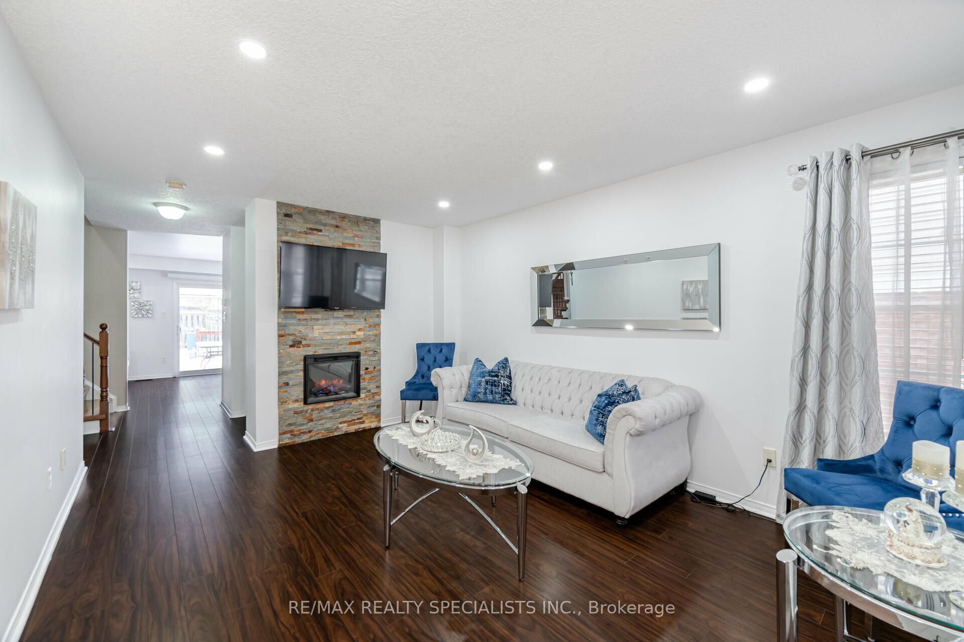 Photo 5 of 51 Yeaman Drive, Cambridge — HOMEH