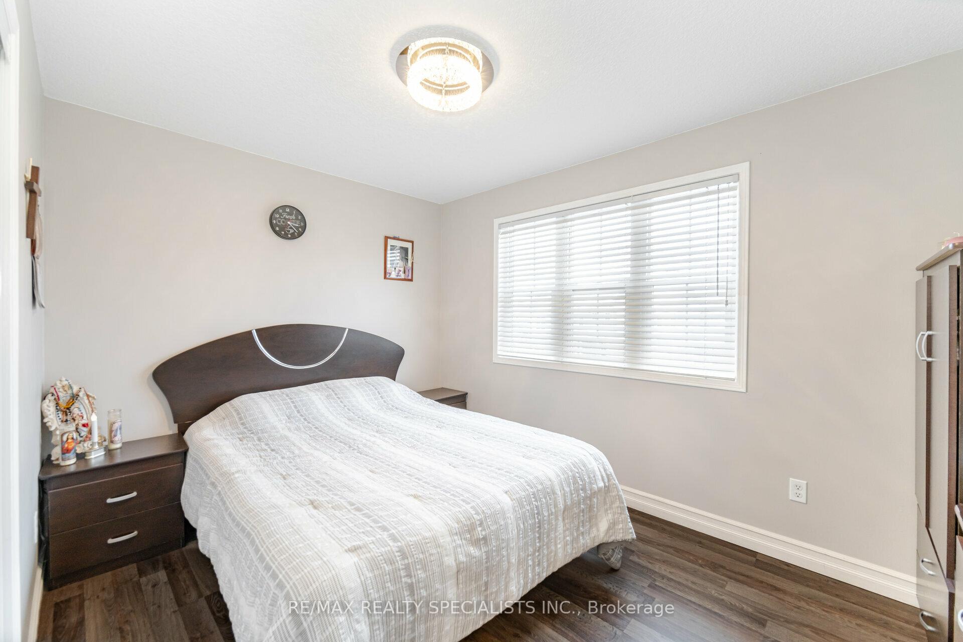 Photo 23 of 51 Yeaman Drive, Cambridge — HOMEH