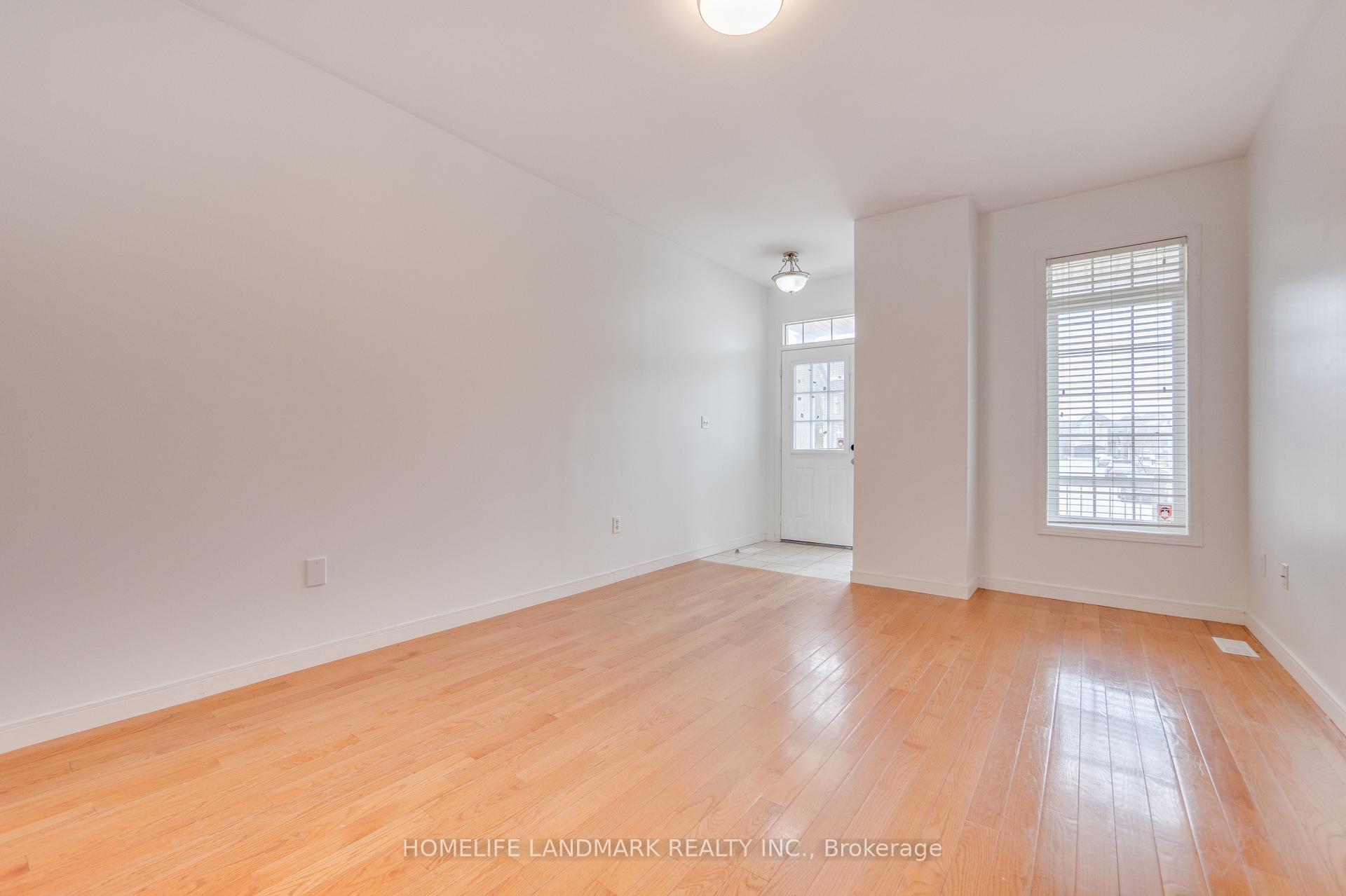 Photo 10 of 18 Westhampton Way, Hamilton, Winona Park — HOMEH