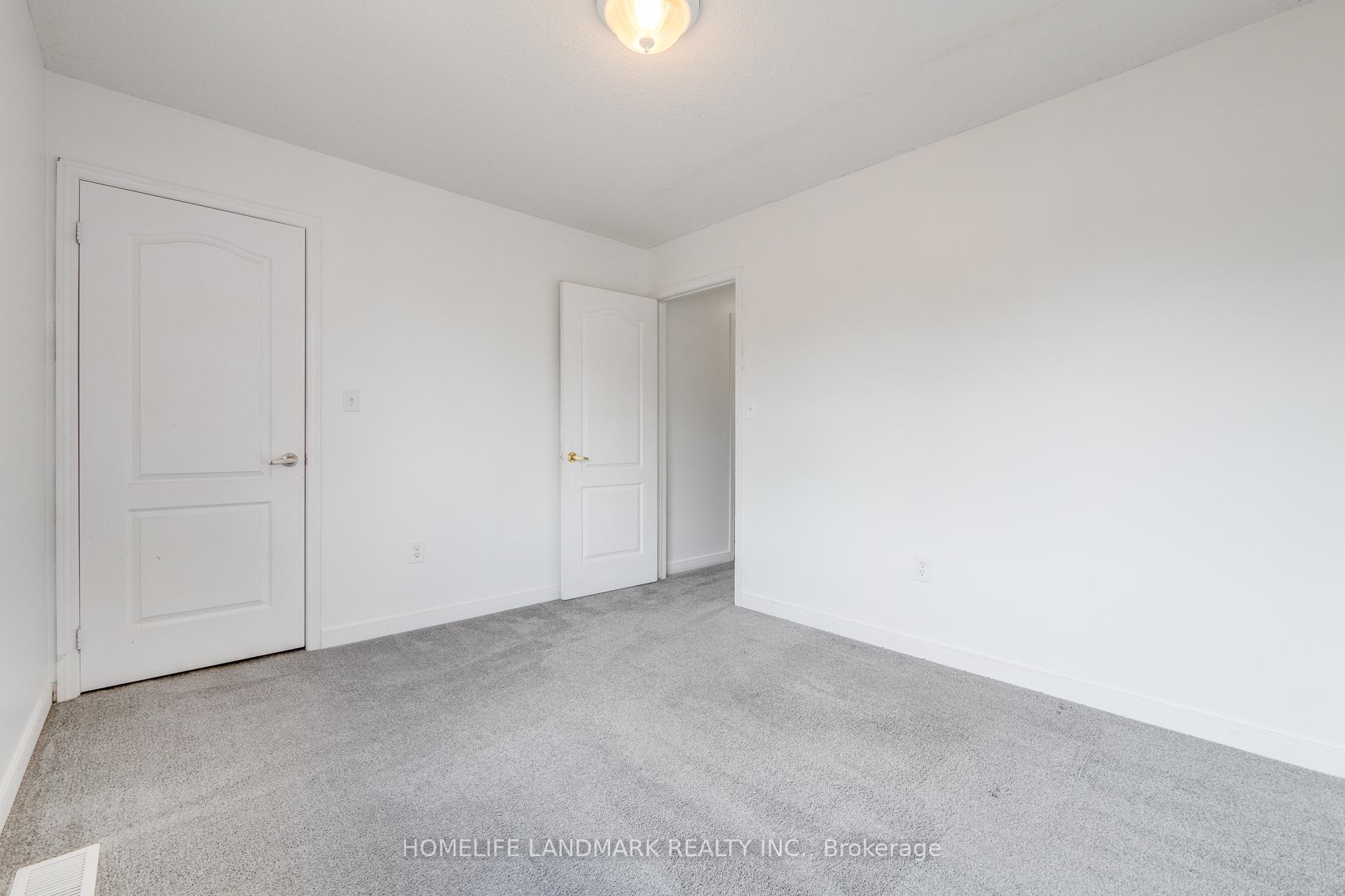 Photo 20 of 18 Westhampton Way, Hamilton, Winona Park — HOMEH