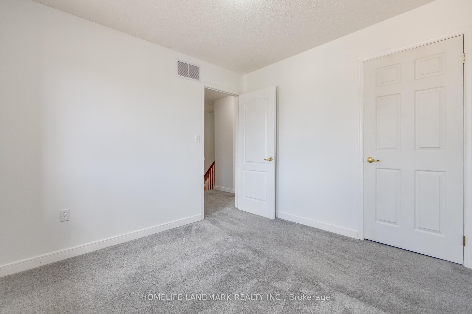 Photo 30 of 18 Westhampton Way, Hamilton, Winona Park — HOMEH