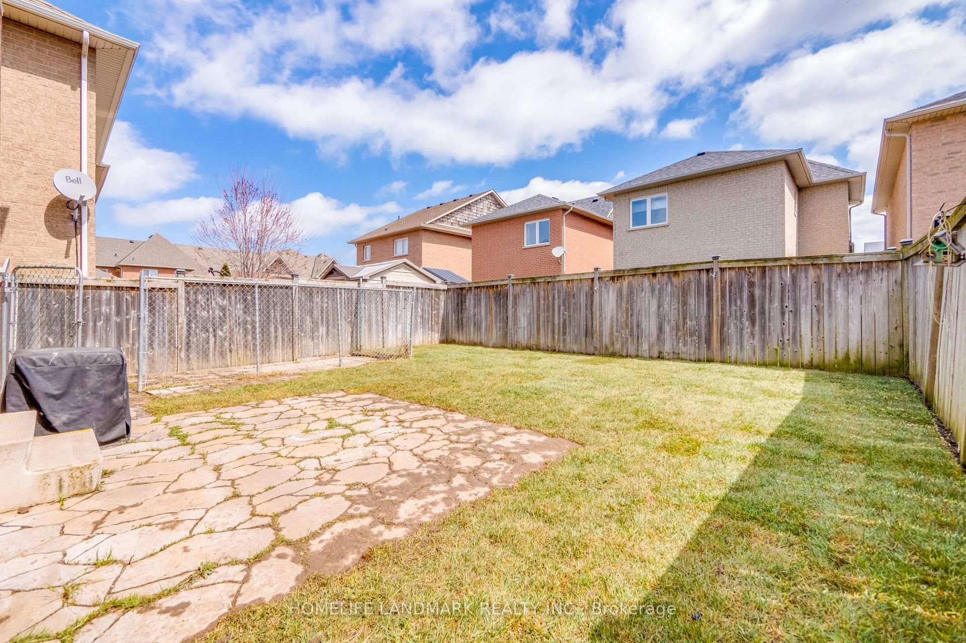 Photo 27 of 18 Westhampton Way, Hamilton, Winona Park — HOMEH