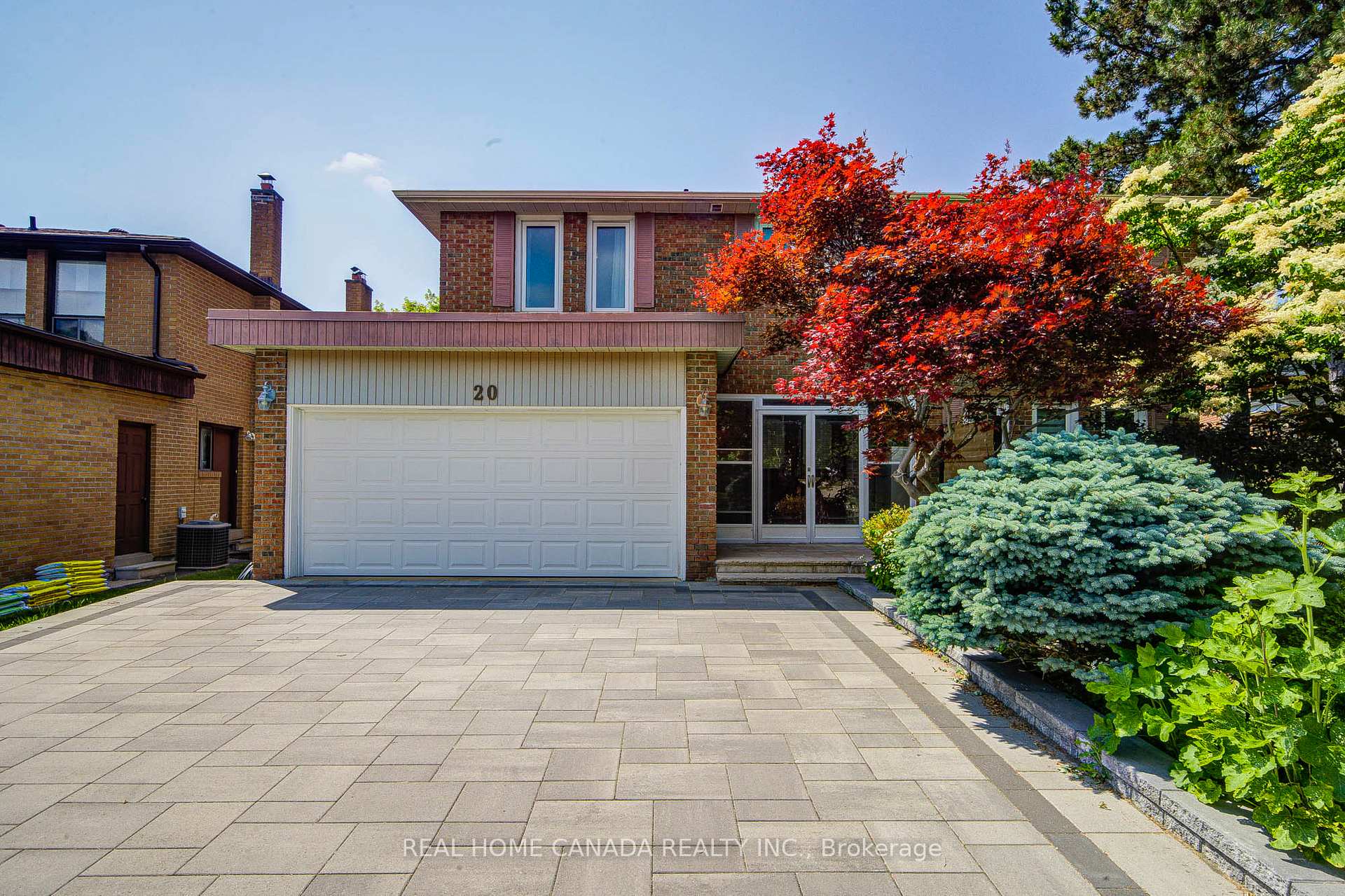 Front of 20 Saddletree Drive