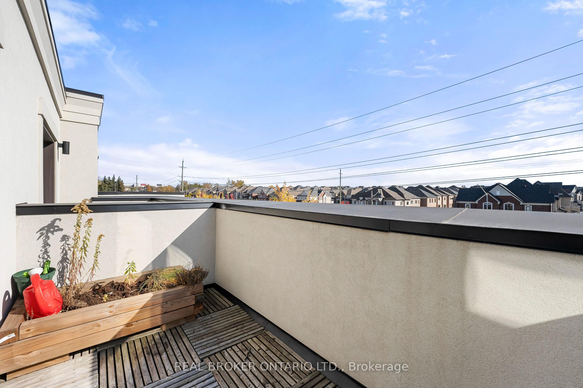 Photo 23 of 1230 Wellington Street E, Aurora, Bayview Northeast — HOMEH