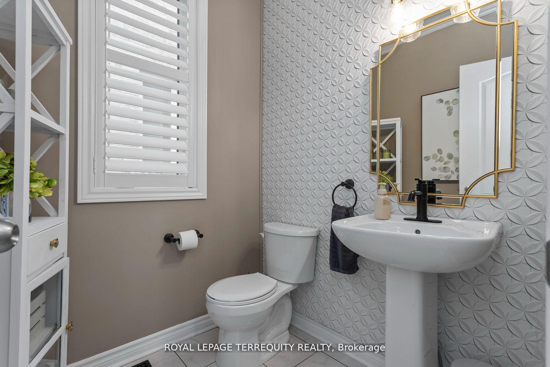 Photo 7 of 1821 Castlepoint Drive, Oshawa, Taunton — HOMEH