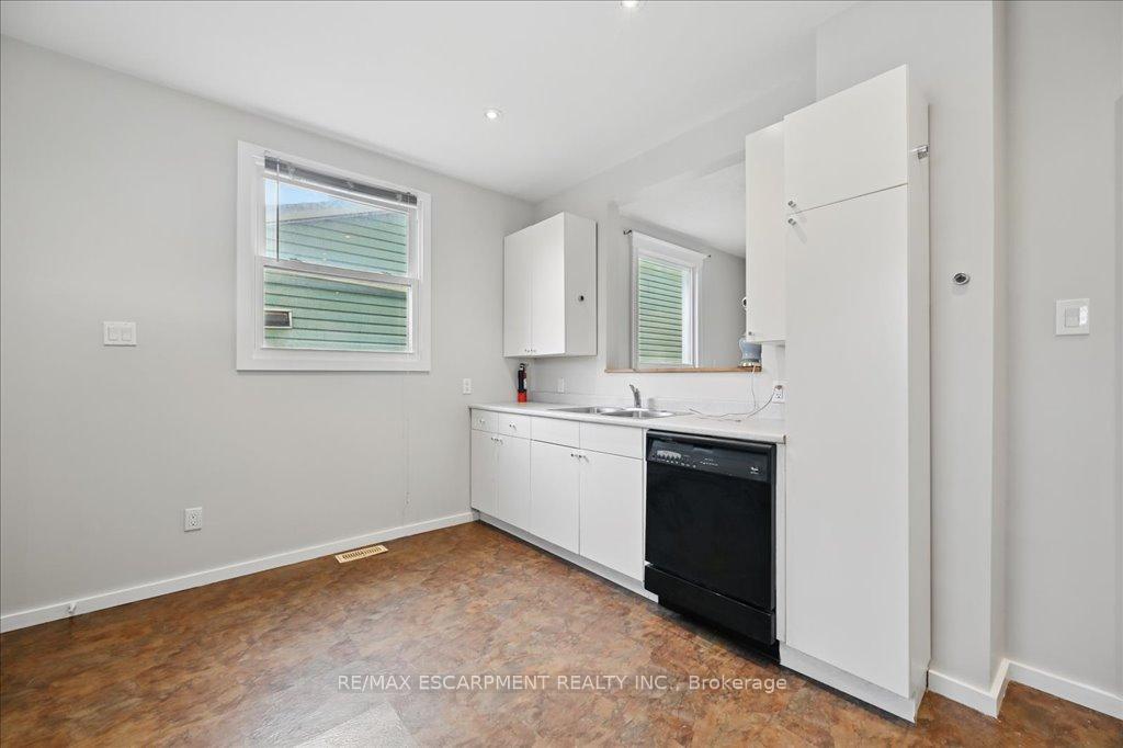 Photo 15 of 15 Huron Street, Hamilton, Gibson — HOMEH