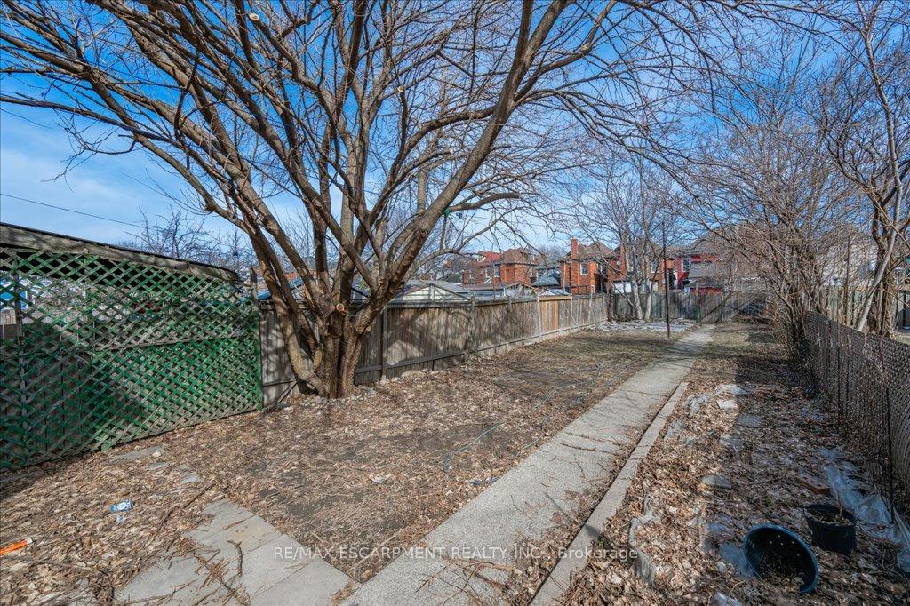 Photo 25 of 15 Huron Street, Hamilton, Gibson — HOMEH