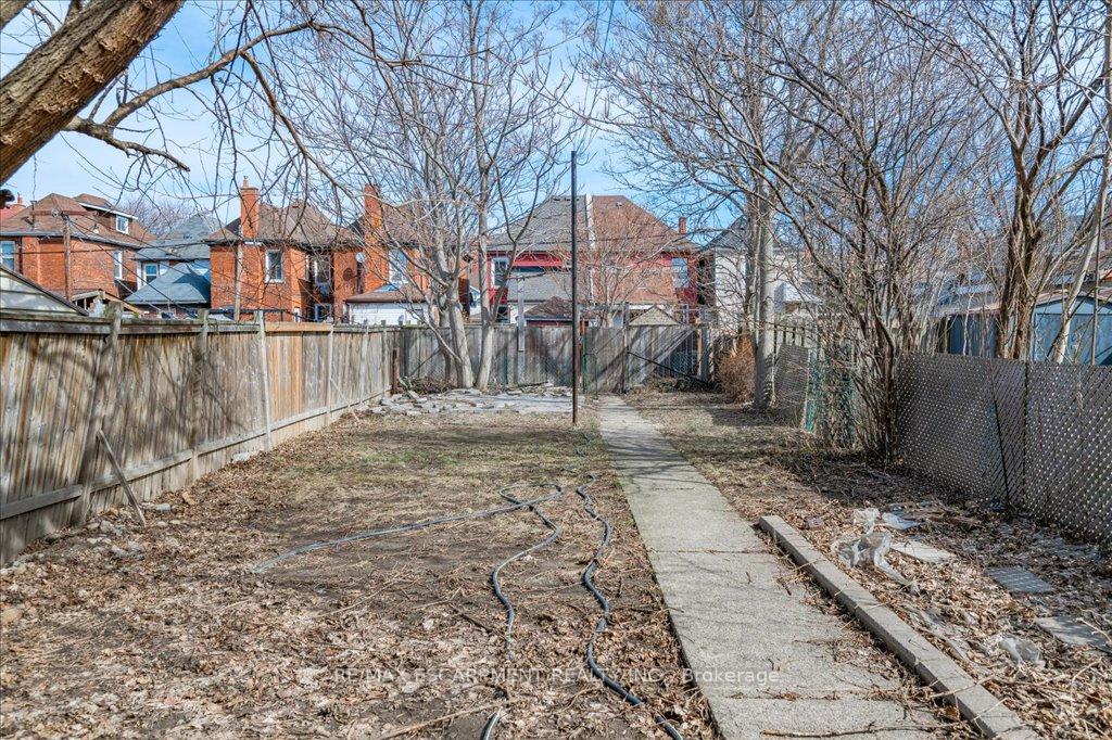 Photo 36 of 15 Huron Street, Hamilton, Gibson — HOMEH