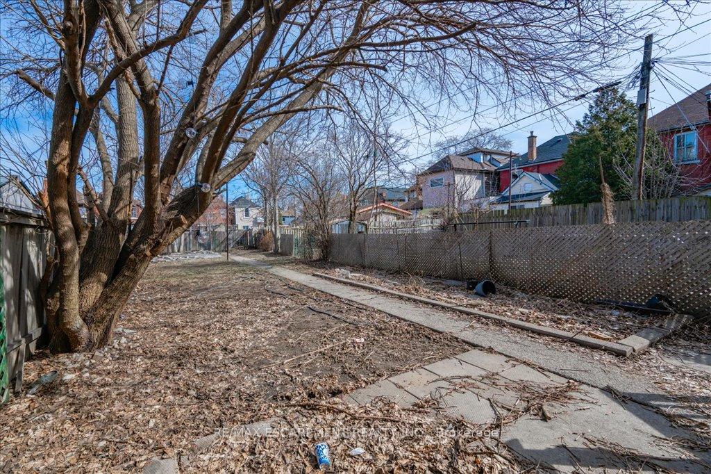 Photo 31 of 15 Huron Street, Hamilton, Gibson — HOMEH