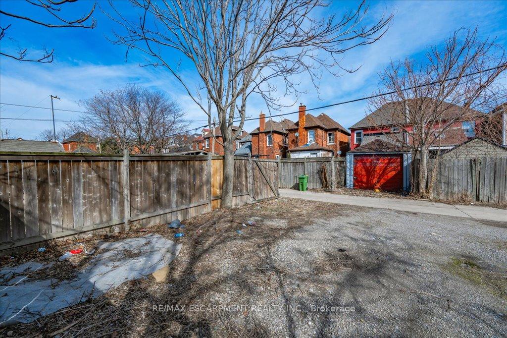 Photo 28 of 15 Huron Street, Hamilton, Gibson — HOMEH