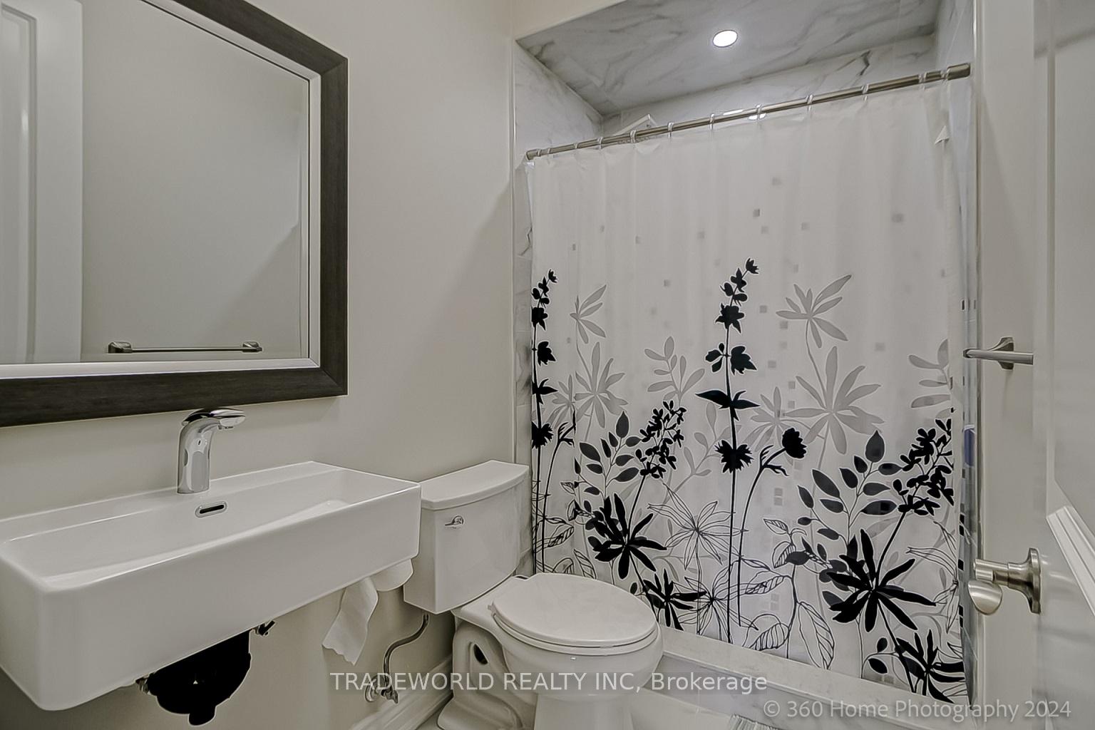 Photo 10 of 187 Strachan Trail, New Tecumseth, Beeton — HOMEH
