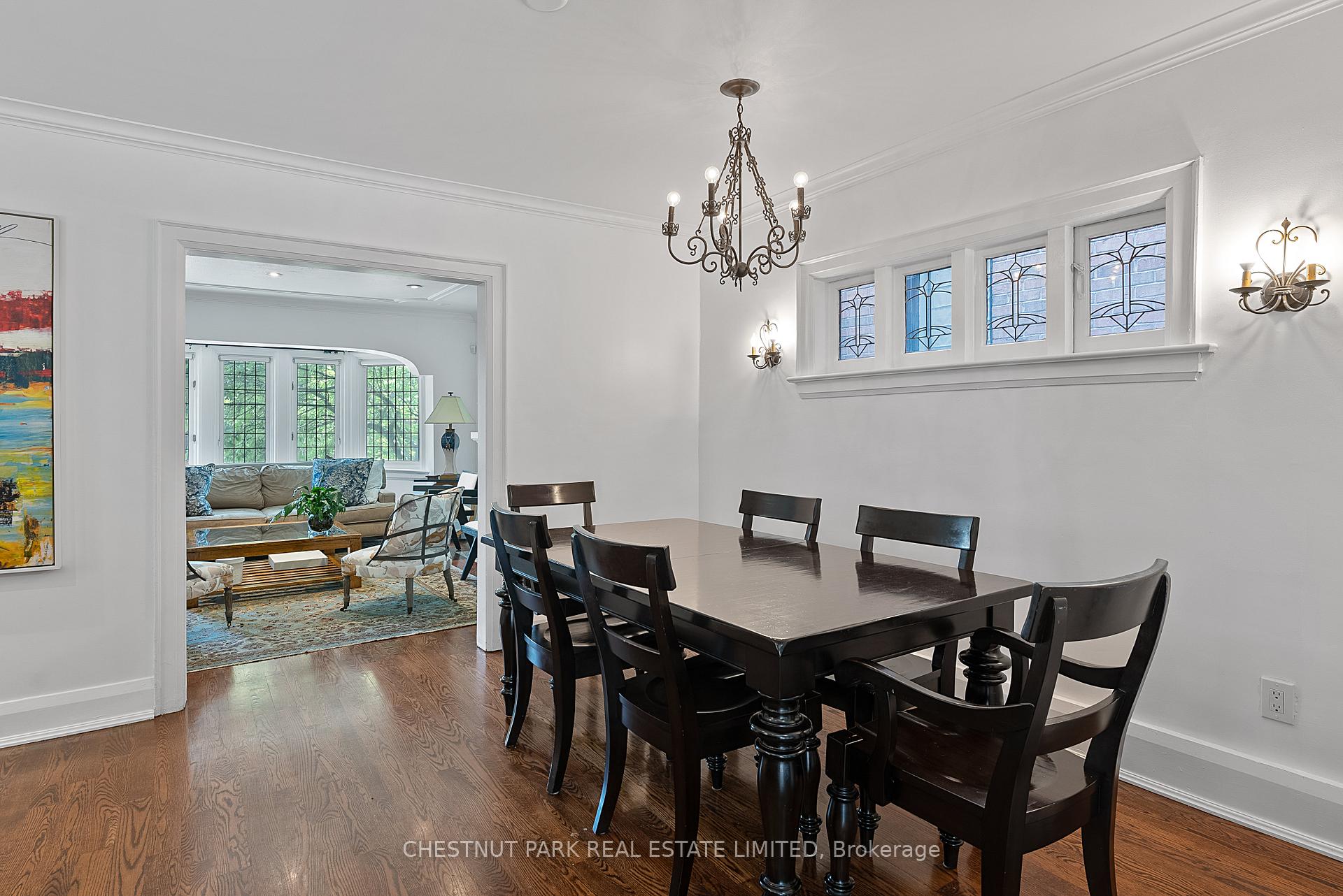 Photo 3 of 38 Poplar Plains Crescent, Toronto, The Annex — HOMEH