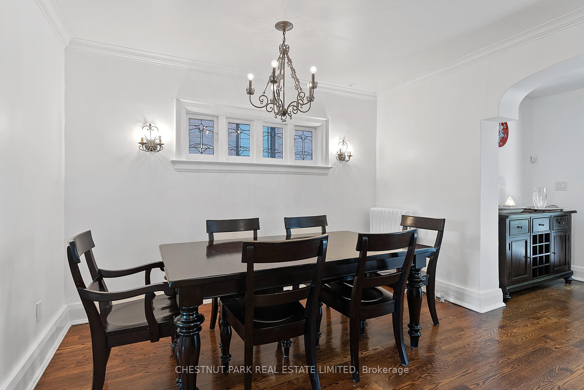 Photo 6 of 38 Poplar Plains Crescent, Toronto, The Annex — HOMEH