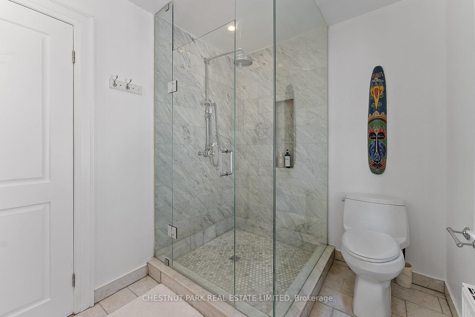 Photo 9 of 38 Poplar Plains Crescent, Toronto, The Annex — HOMEH