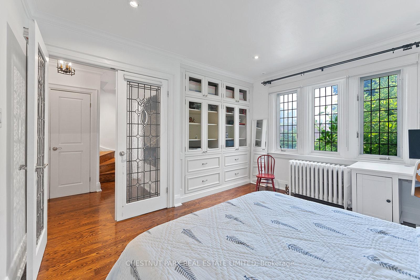 Photo 15 of 38 Poplar Plains Crescent, Toronto, The Annex — HOMEH