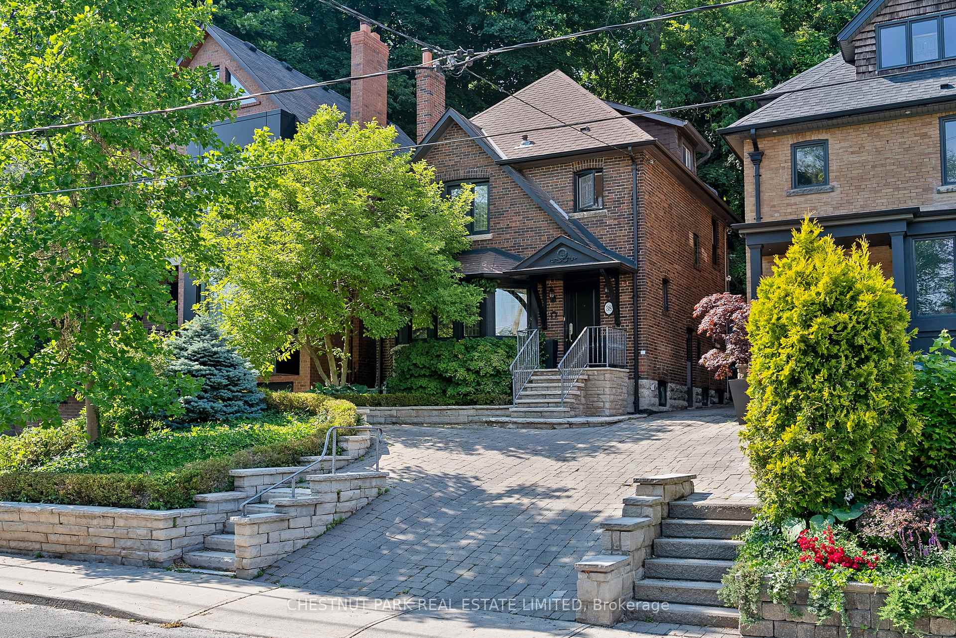 Photo 37 of 38 Poplar Plains Crescent, Toronto, The Annex — HOMEH