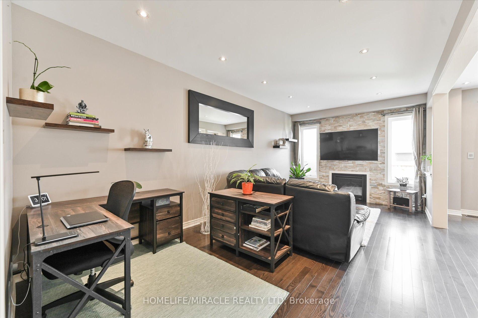 Photo 8 of 23 Killington Avenue, Vaughan, Kleinburg — HOMEH