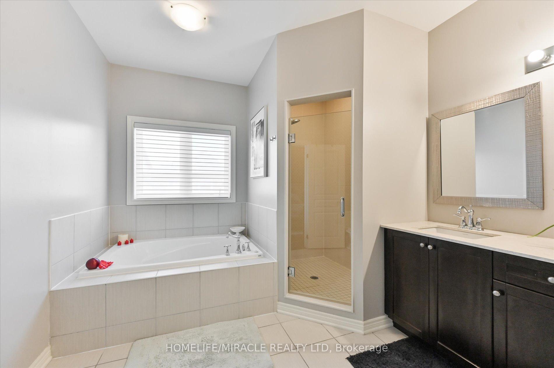 Photo 9 of 23 Killington Avenue, Vaughan, Kleinburg — HOMEH