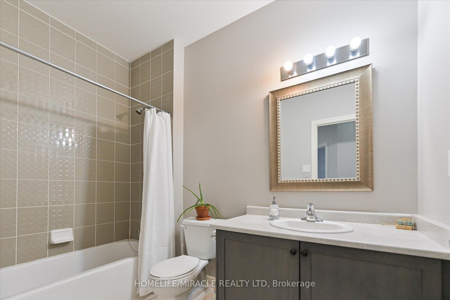 Photo 13 of 23 Killington Avenue, Vaughan, Kleinburg — HOMEH