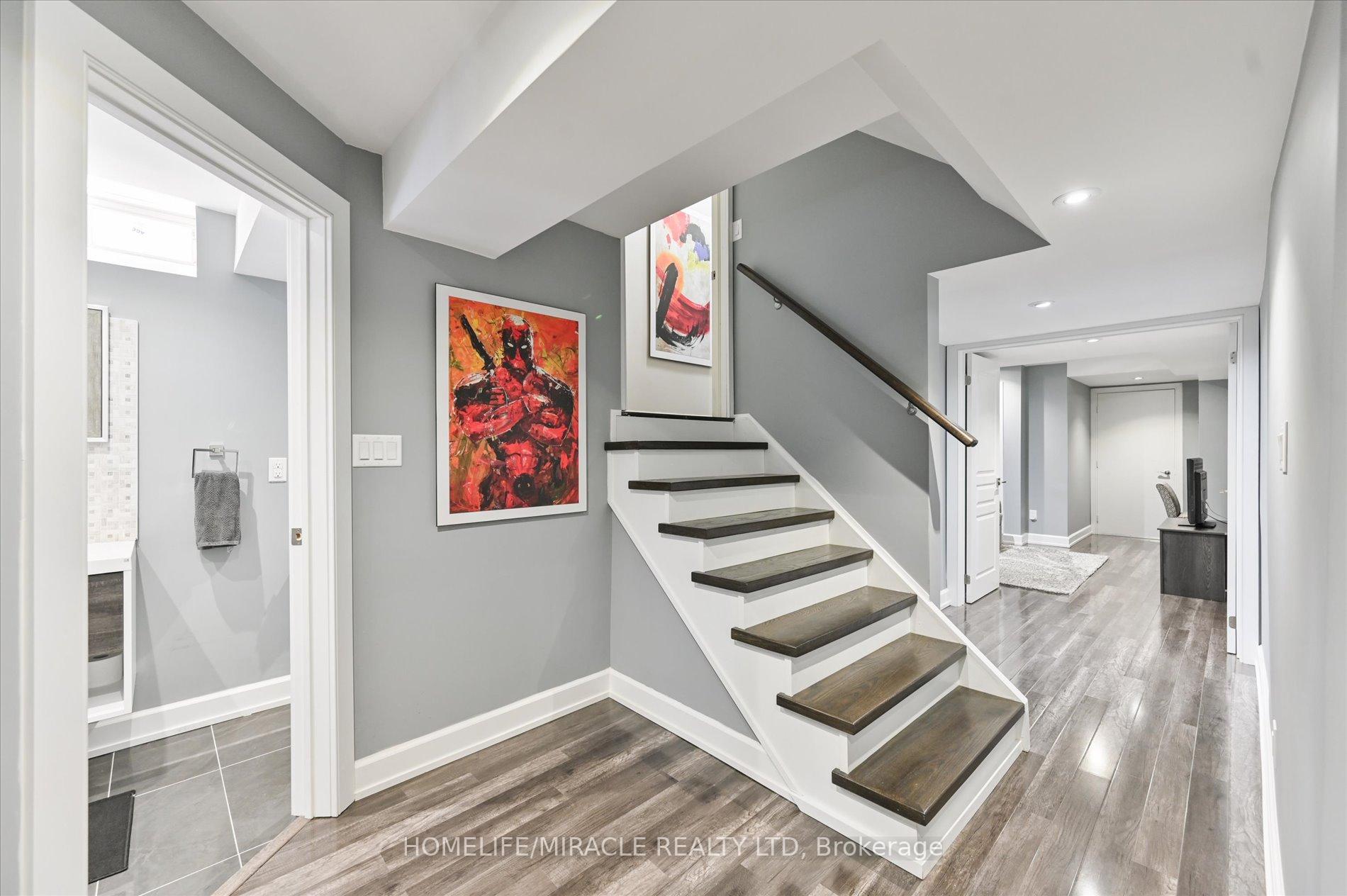Photo 20 of 23 Killington Avenue, Vaughan, Kleinburg — HOMEH