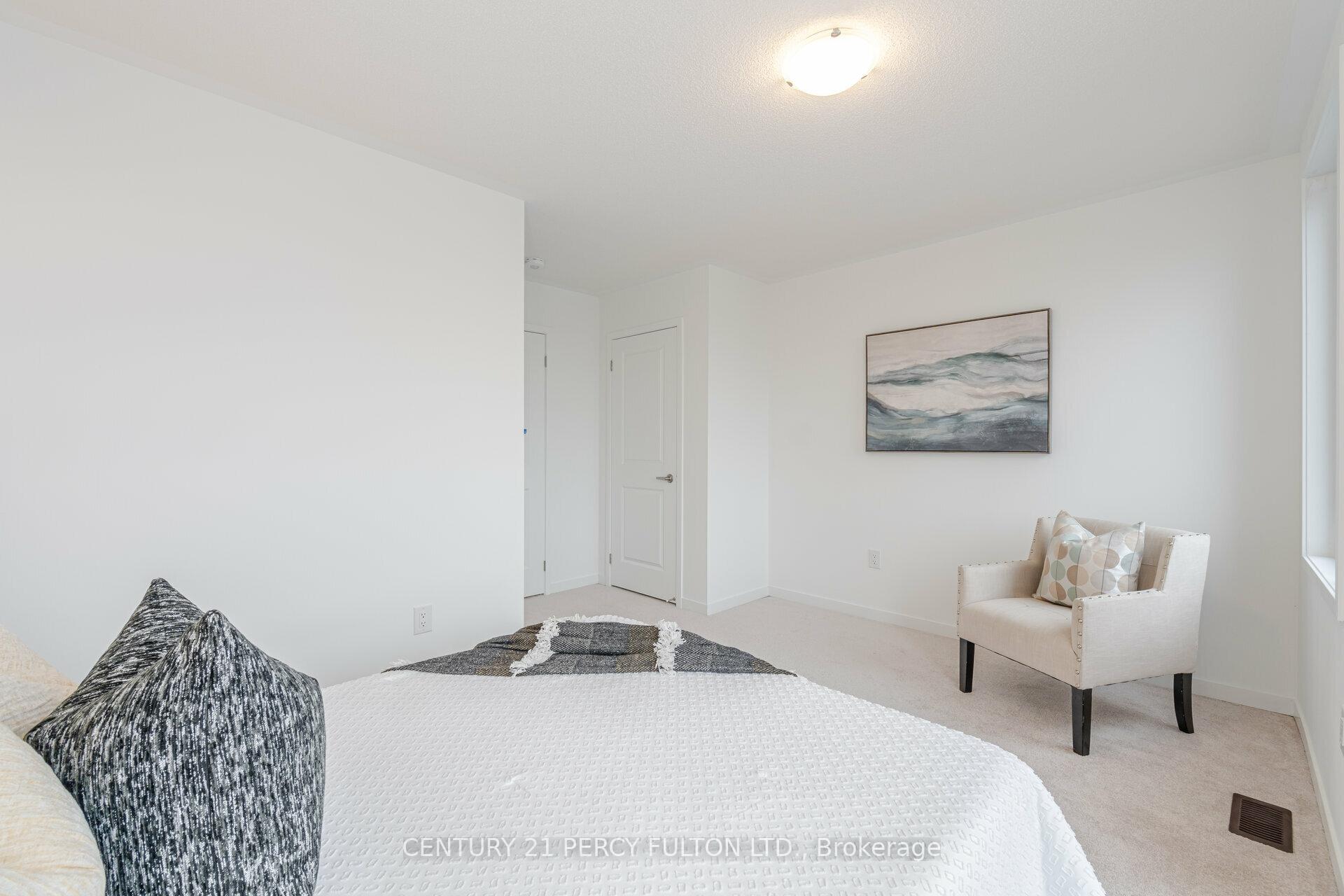Photo 33 of 147 Hunt Street, Ajax, South West — HOMEH