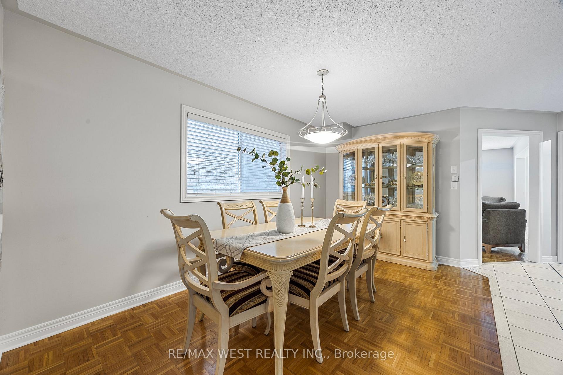 Photo 13 of 9 Loontail Street, Caledon, Bolton West — HOMEH