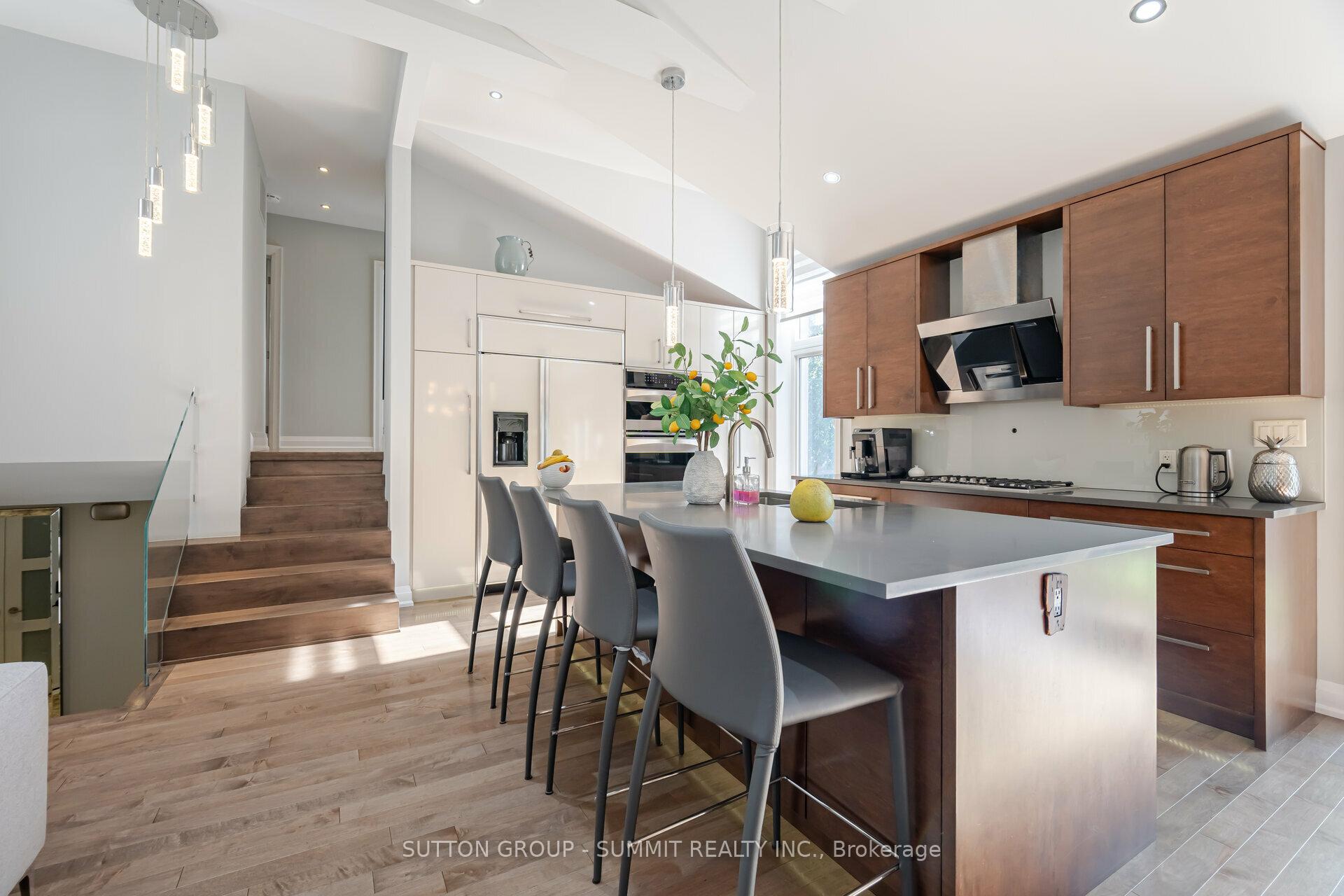 Photo 6 of 3210 Flanagan Crescent, Mississauga, Erindale — HOMEH