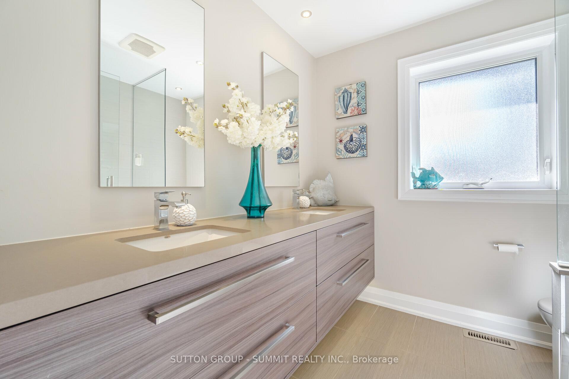 Photo 21 of 3210 Flanagan Crescent, Mississauga, Erindale — HOMEH