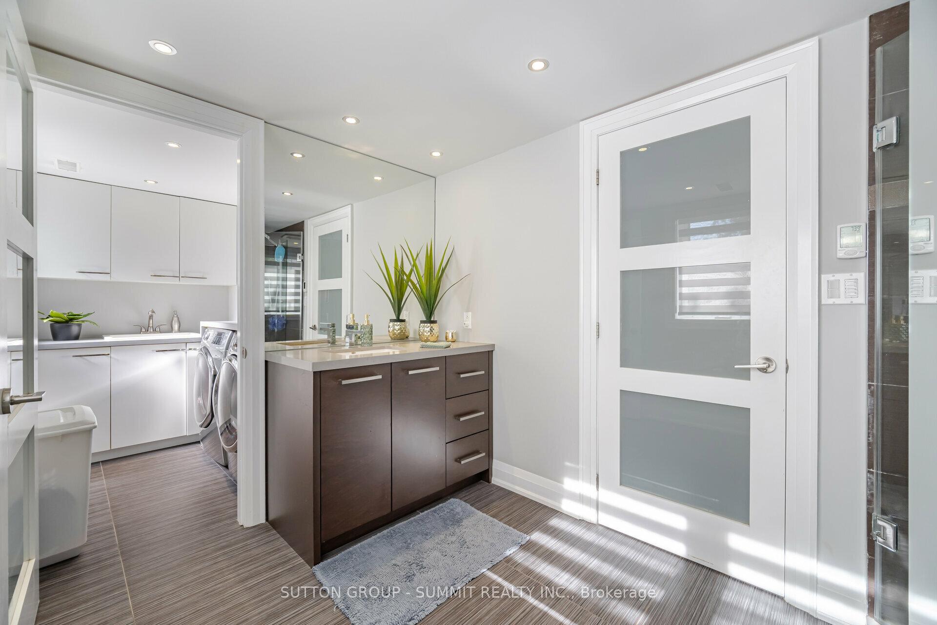 Photo 23 of 3210 Flanagan Crescent, Mississauga, Erindale — HOMEH