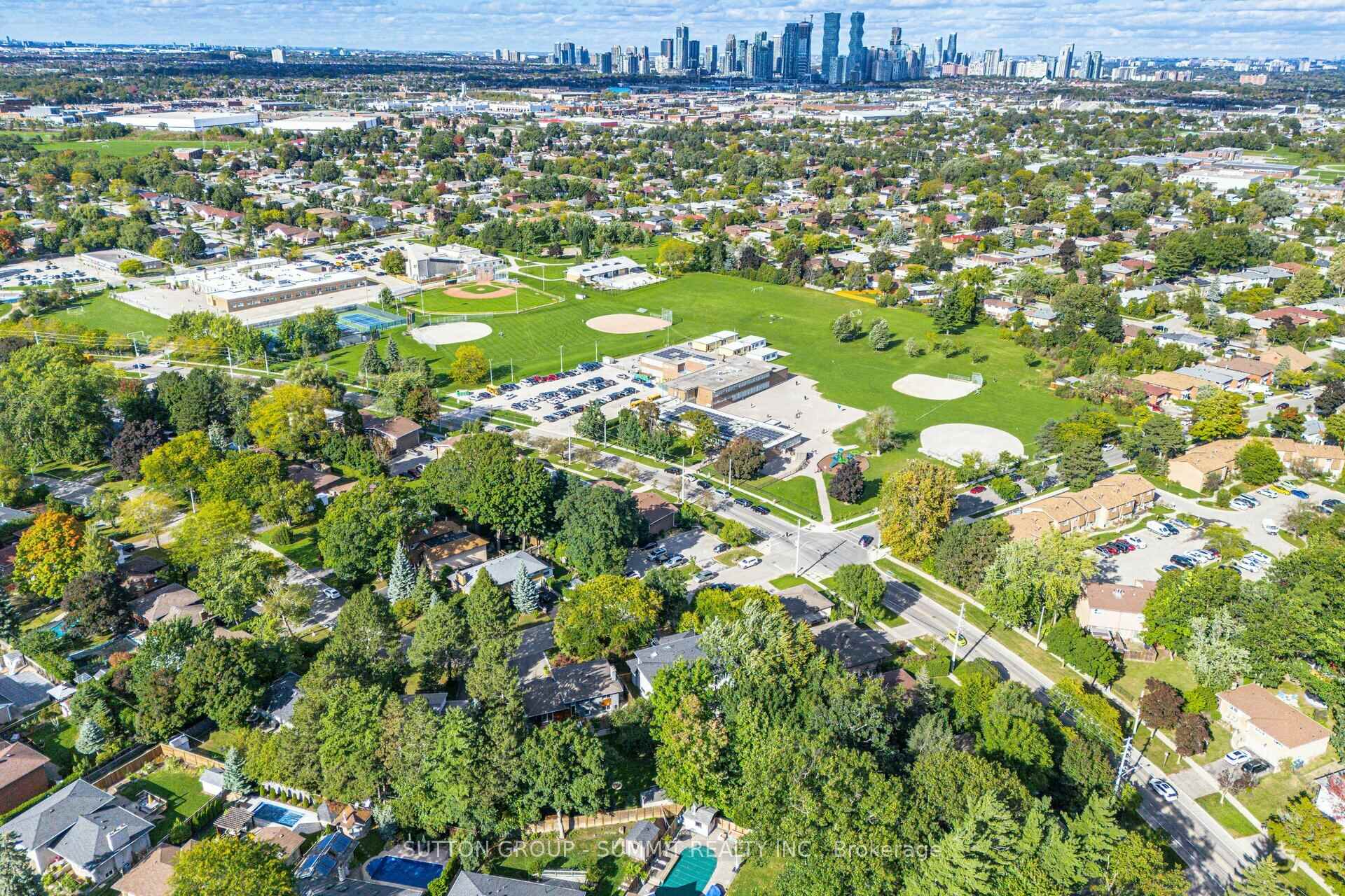 Photo 34 of 3210 Flanagan Crescent, Mississauga, Erindale — HOMEH
