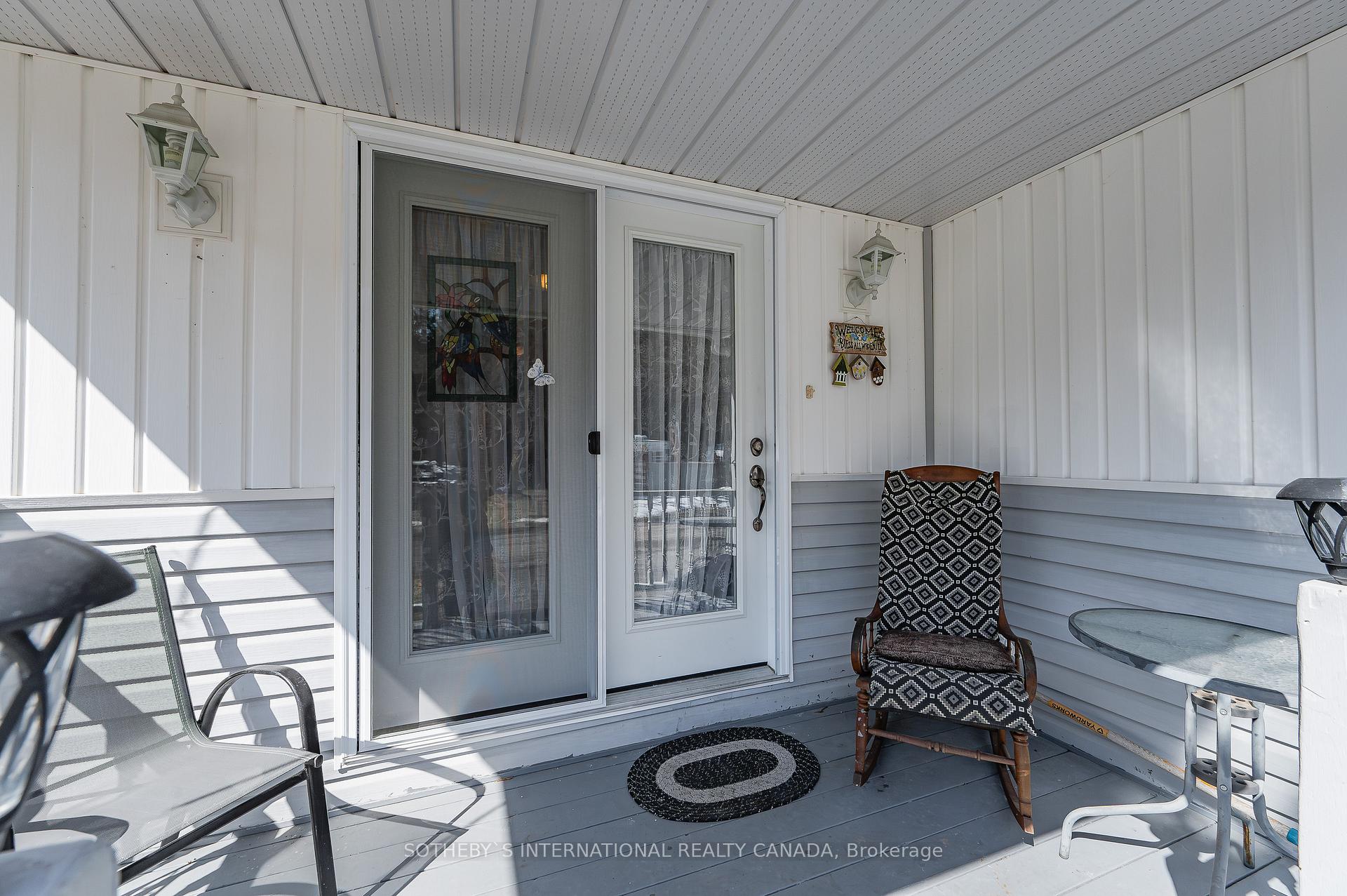 Photo 2 of Unit 217, 580 Beaver Creek Road, Waterloo — HOMEH
