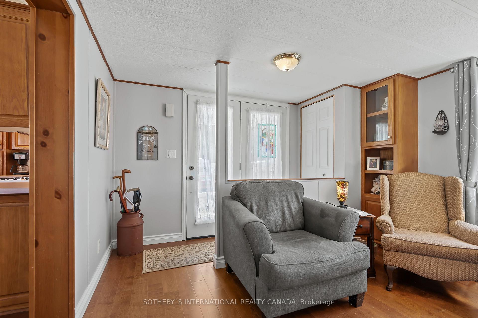 Photo 11 of Unit 217, 580 Beaver Creek Road, Waterloo — HOMEH