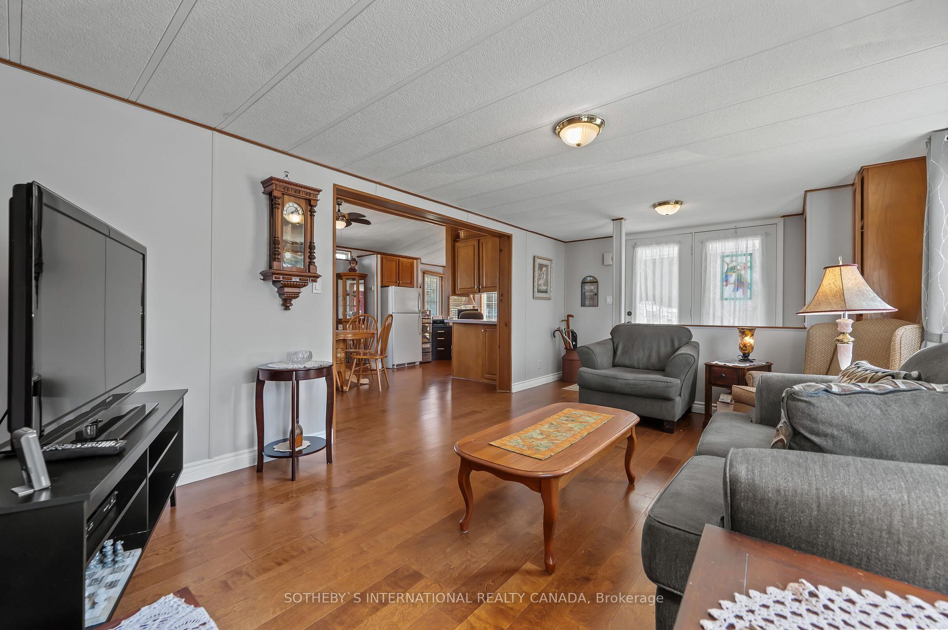 Photo 5 of Unit 217, 580 Beaver Creek Road, Waterloo — HOMEH