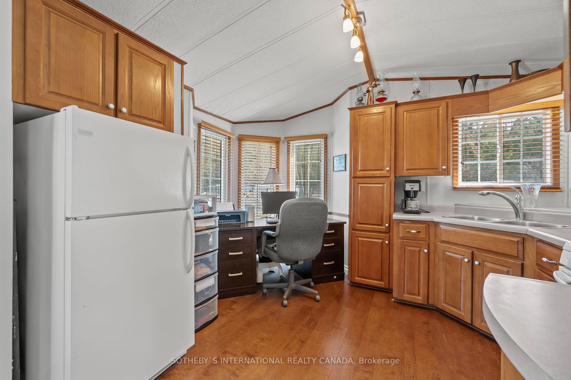 Photo 12 of Unit 217, 580 Beaver Creek Road, Waterloo — HOMEH