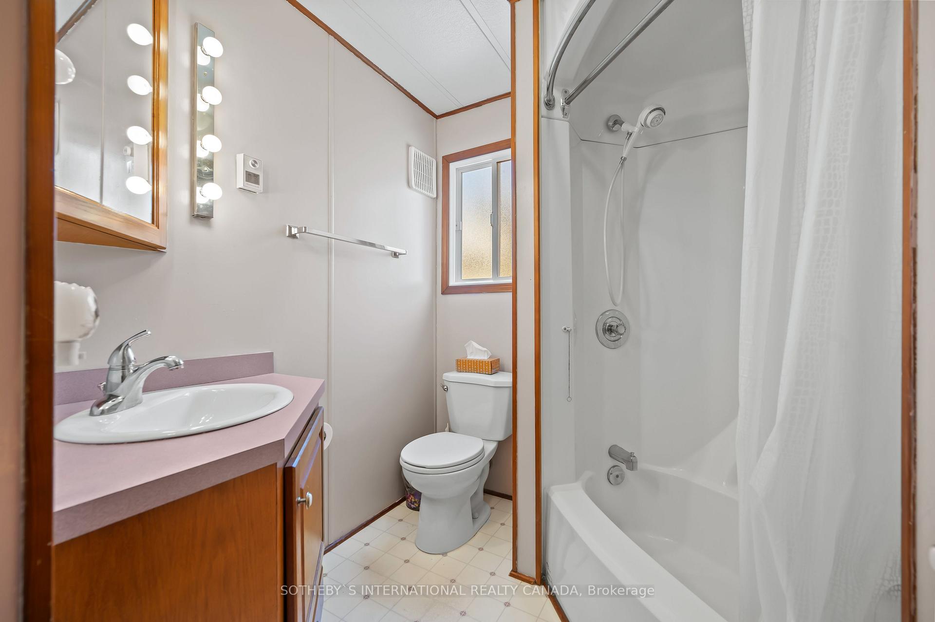 Photo 22 of Unit 217, 580 Beaver Creek Road, Waterloo — HOMEH