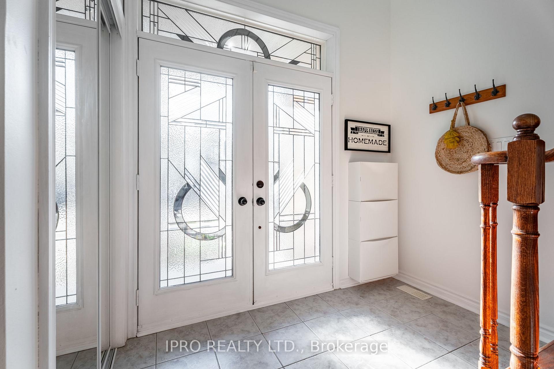 Photo 3 of 21 Brambirch Crescent, Brampton, Northwest Sandalwood Parkway — HOMEH