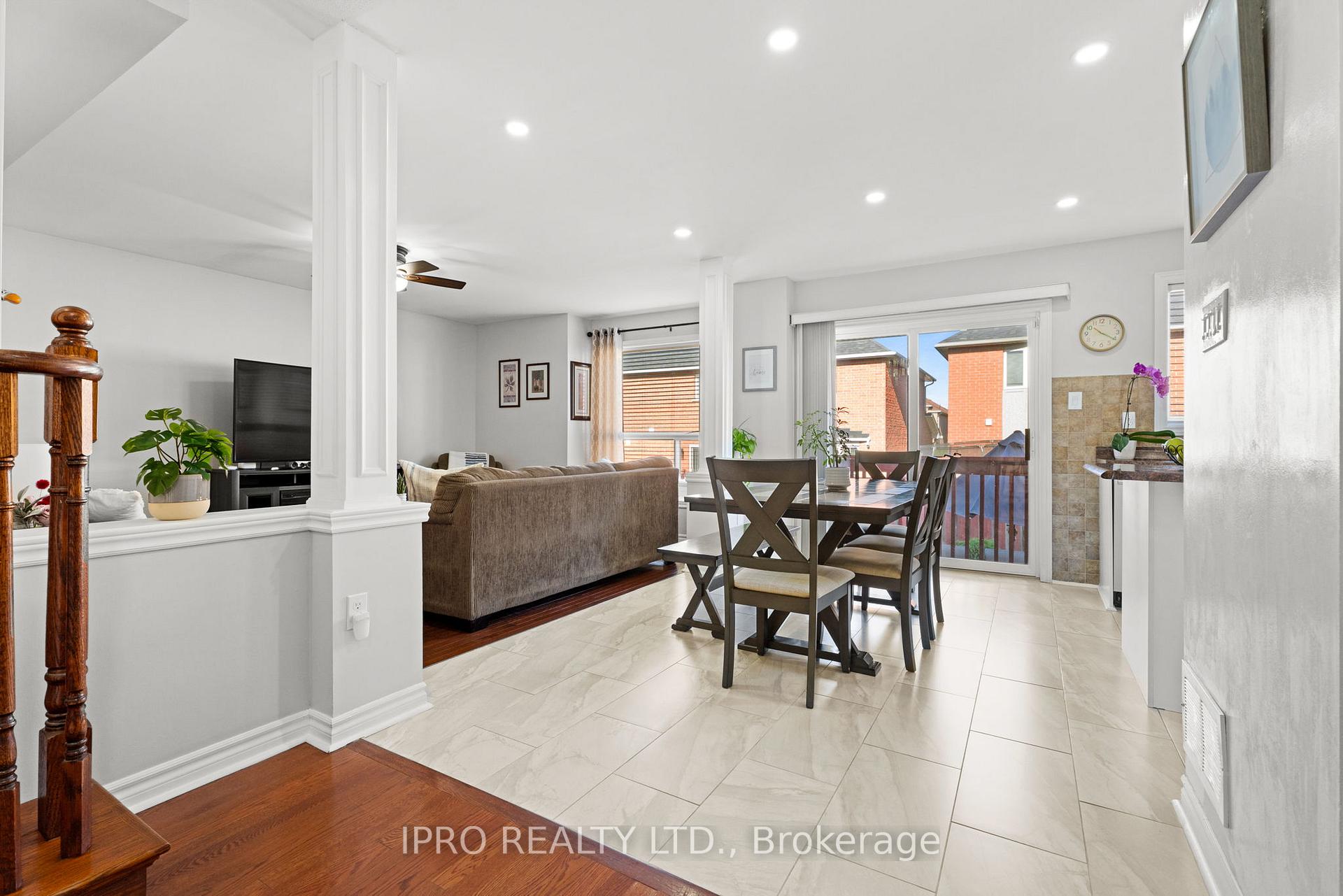 Photo 14 of 21 Brambirch Crescent, Brampton, Northwest Sandalwood Parkway — HOMEH