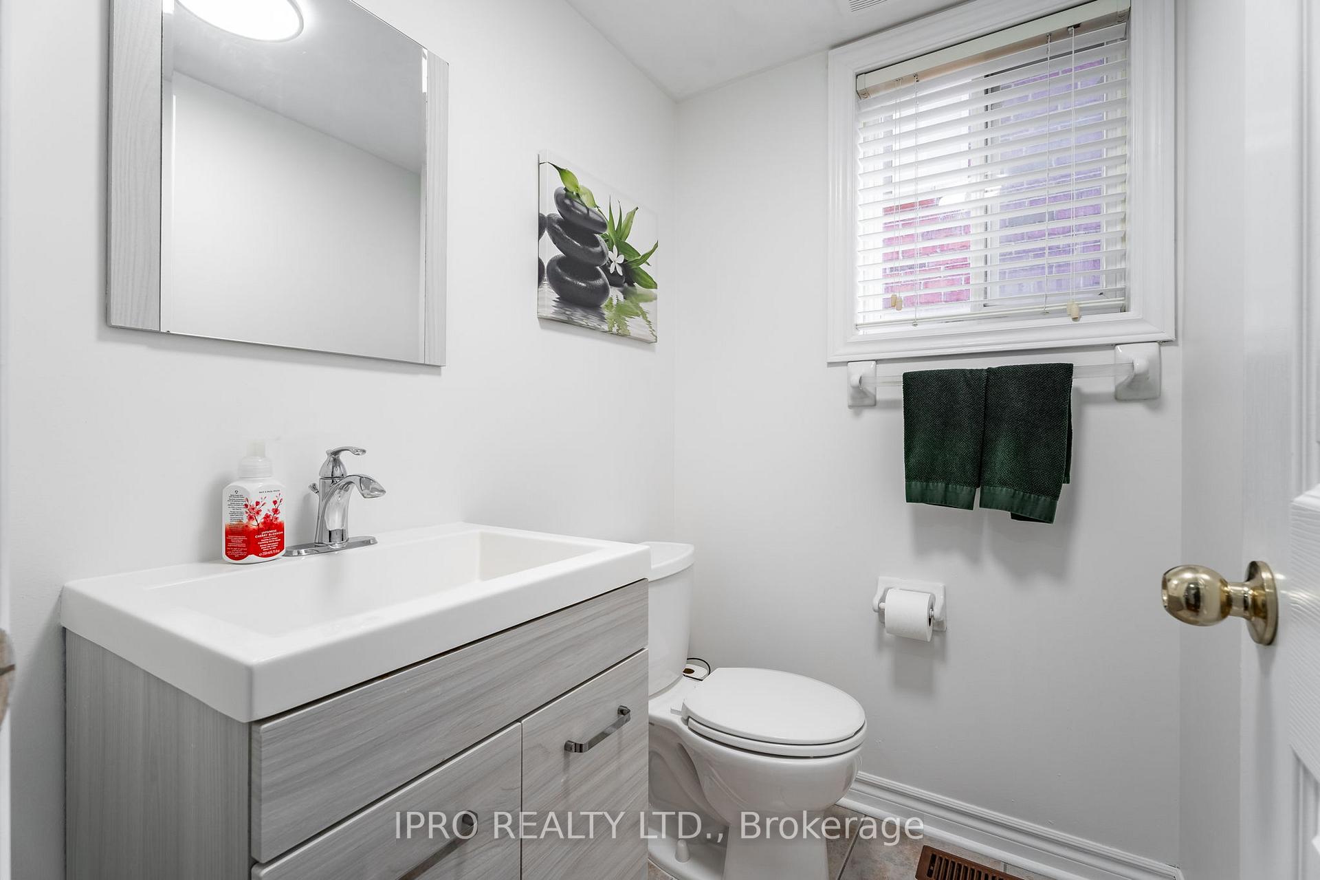 Photo 31 of 21 Brambirch Crescent, Brampton, Northwest Sandalwood Parkway — HOMEH