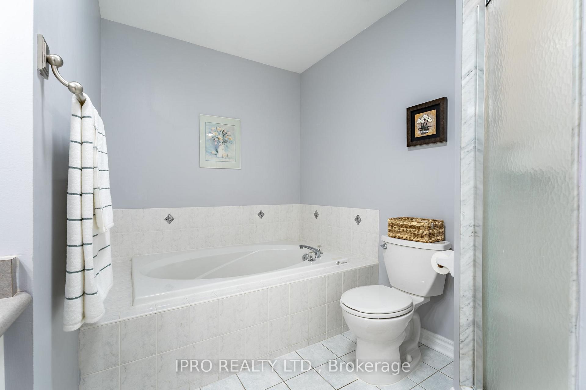 Photo 40 of 21 Brambirch Crescent, Brampton, Northwest Sandalwood Parkway — HOMEH