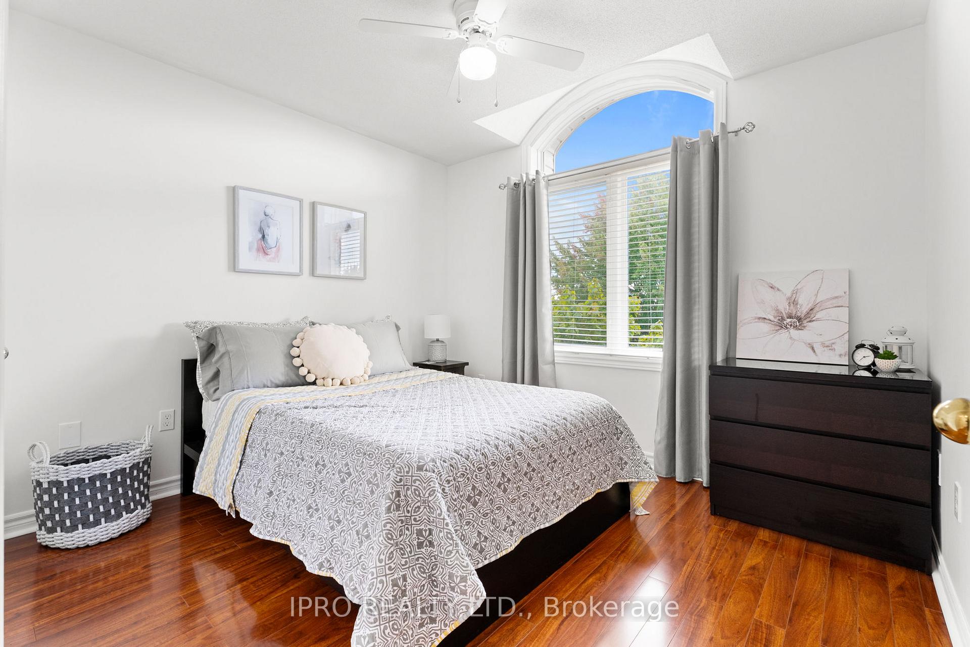 Photo 37 of 21 Brambirch Crescent, Brampton, Northwest Sandalwood Parkway — HOMEH
